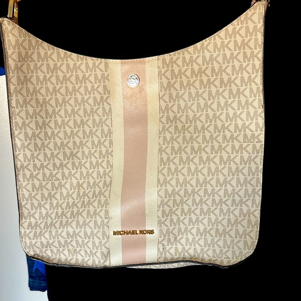 Michael Kors Beige and Pink Shoulder Bag